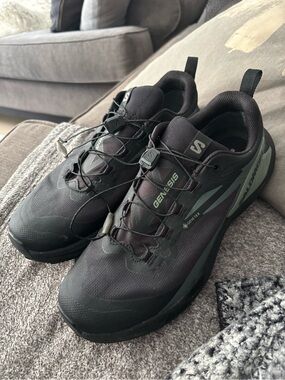 Salomon Genesis GTX Men's Black with Dark Green Accents Trail Sneakers